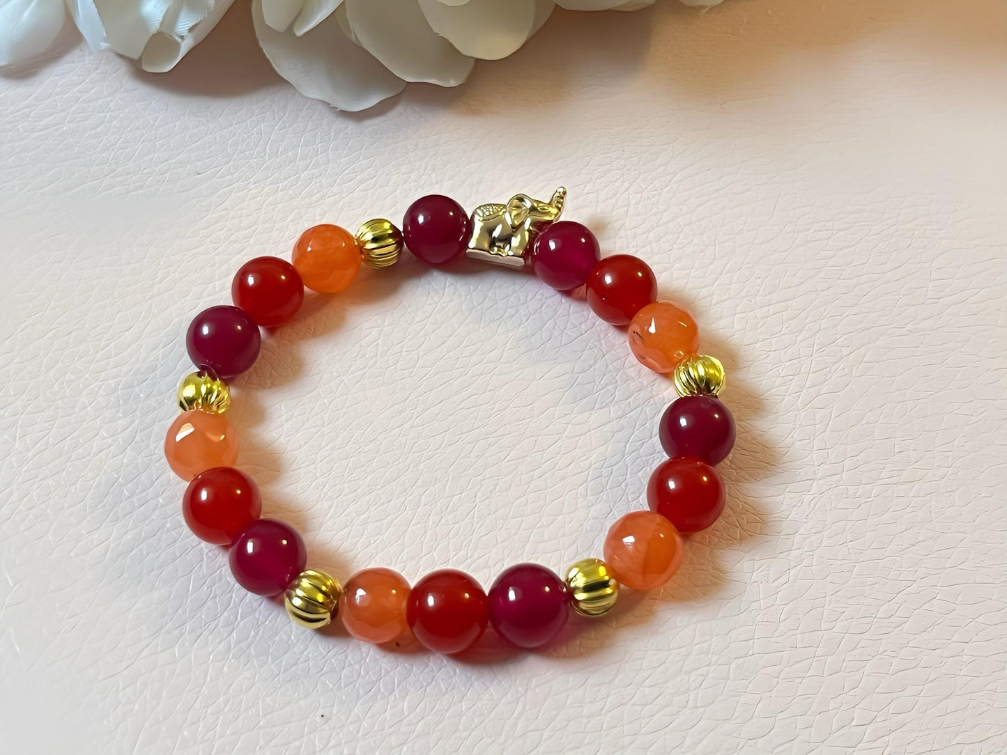 Armband mit Natursteinen und Süßwasserperlen in Blau und Gold, Freundschaftsarmband - Laury goes Sylt