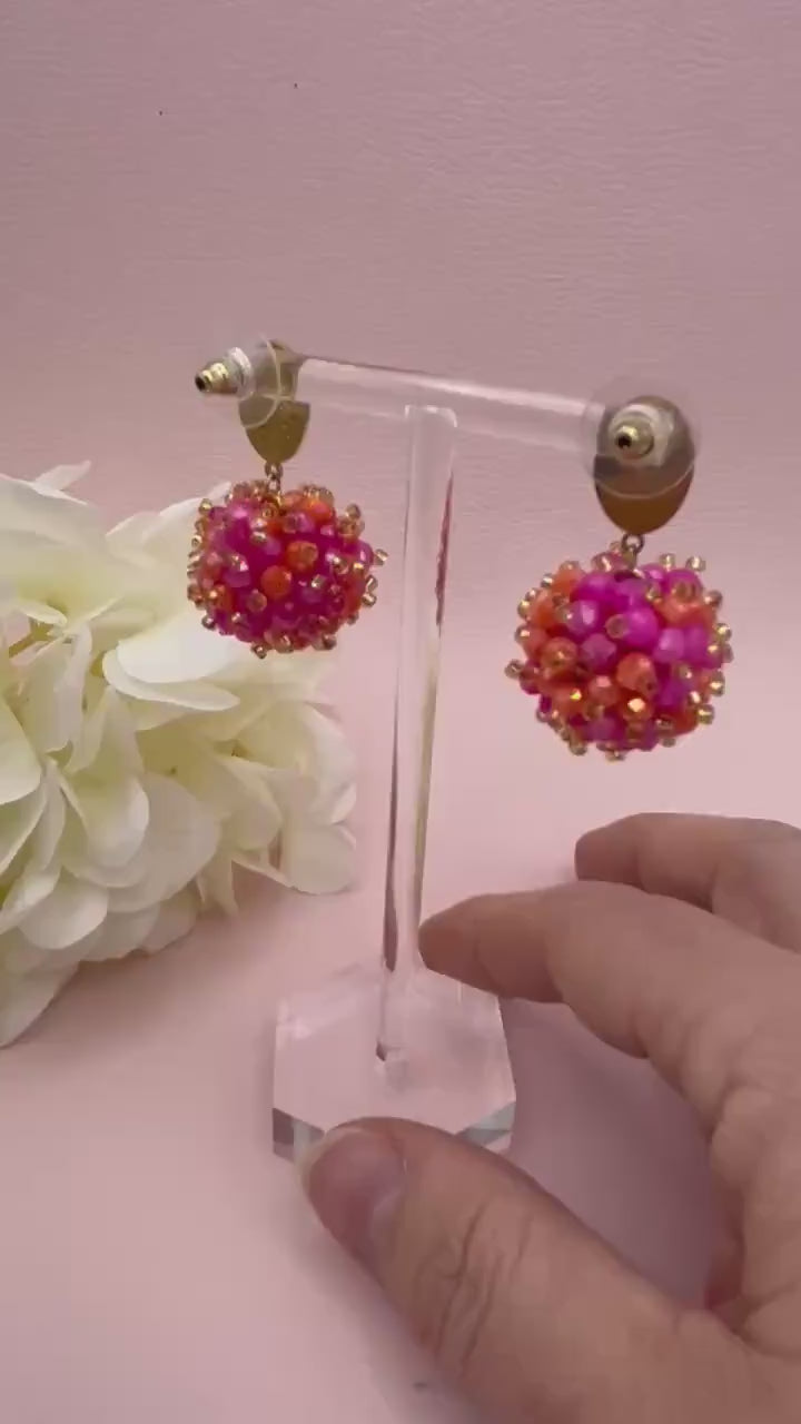 Statementohrringe, Glitzerohrringe, Ohrstecker mit Facettperlen Kugelanhänger Pink Orange Gold -  Laury goes Flachau