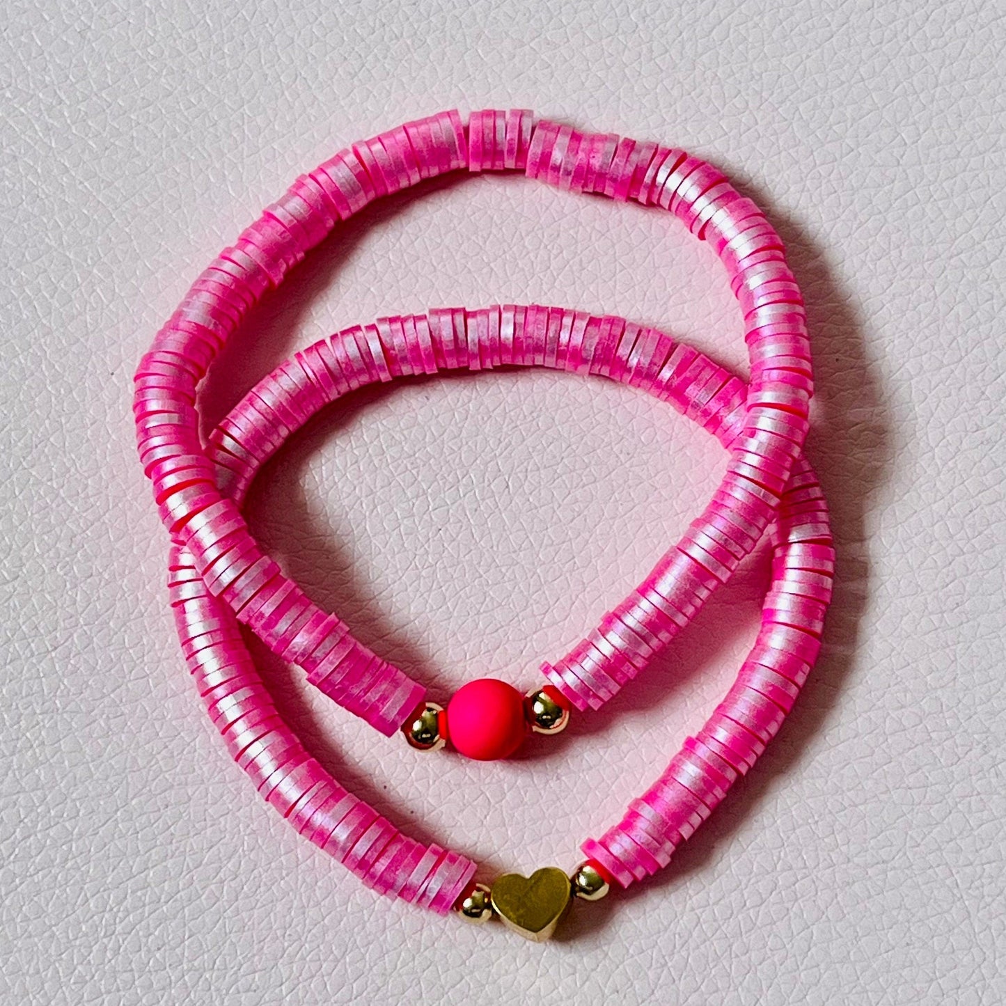 Katsuki Armband neon pink mit Perlmuttglanz - Laury goes Tokyo